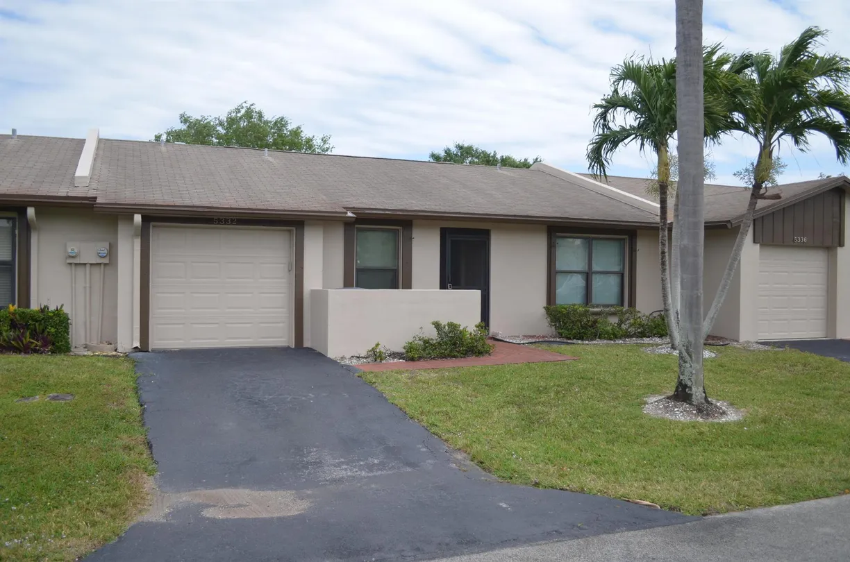 South Florida Real Estate | View 5332 Viburnum Circle | Listing