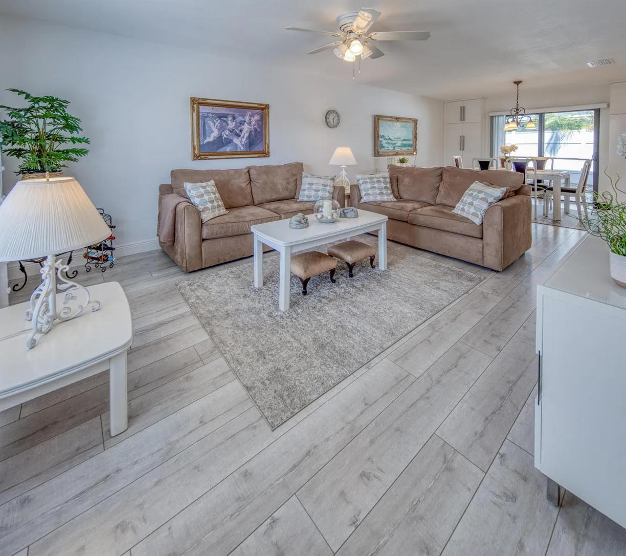 South Florida Real Estate | View 815 Andrew Redding Road, 401 | 2 Beds, 1 Bath
