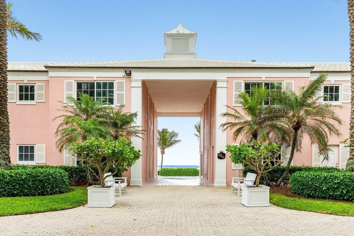 South Florida Real Estate | View 2613 N Ocean Boulevard, W5 | Listing