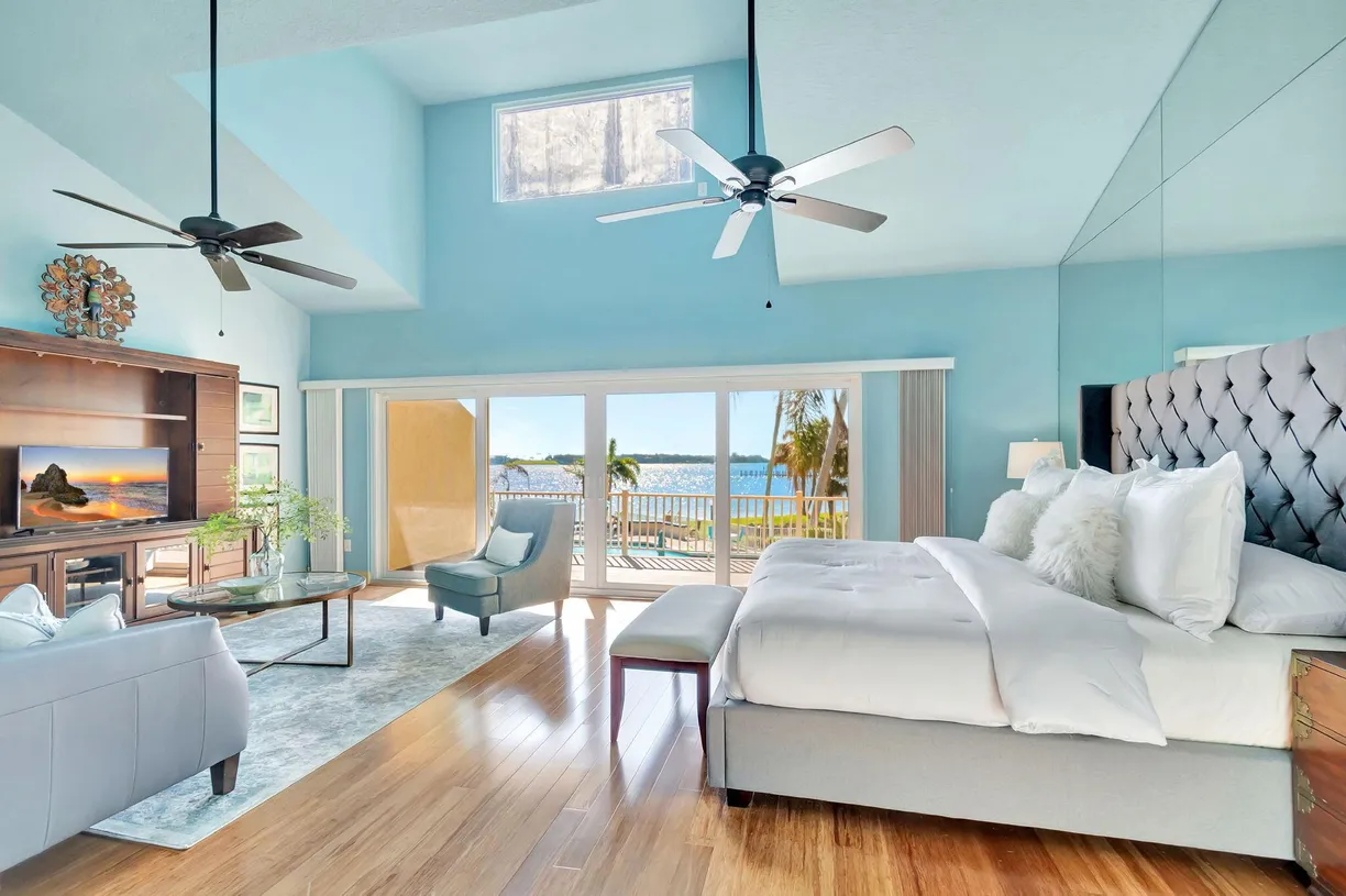 South Florida Real Estate | View 42 N Lakeshore Drive | 2 Beds, 2 Baths