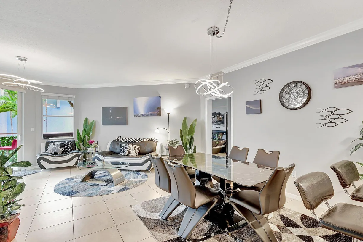 South Florida Real Estate | View 975 NW Flagler Avenue, 207 | 2 Beds, 2 Baths