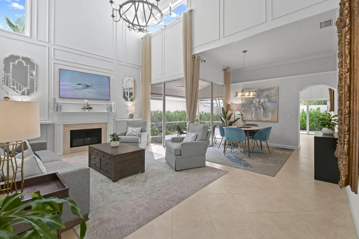 South Florida Real Estate | View 61 Dorchester Circle | 3 Beds, 2 Baths