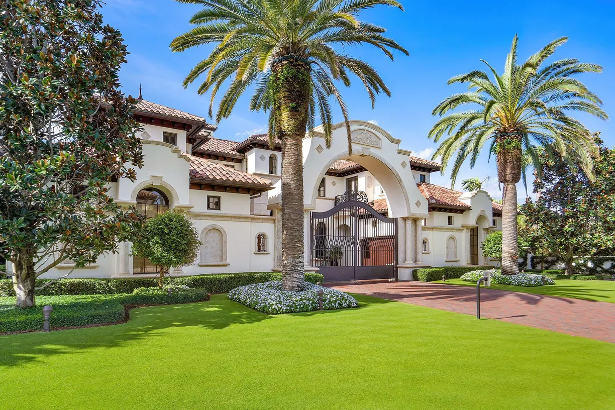 South Florida Real Estate | View 2055 Royal Palm Way | Listing