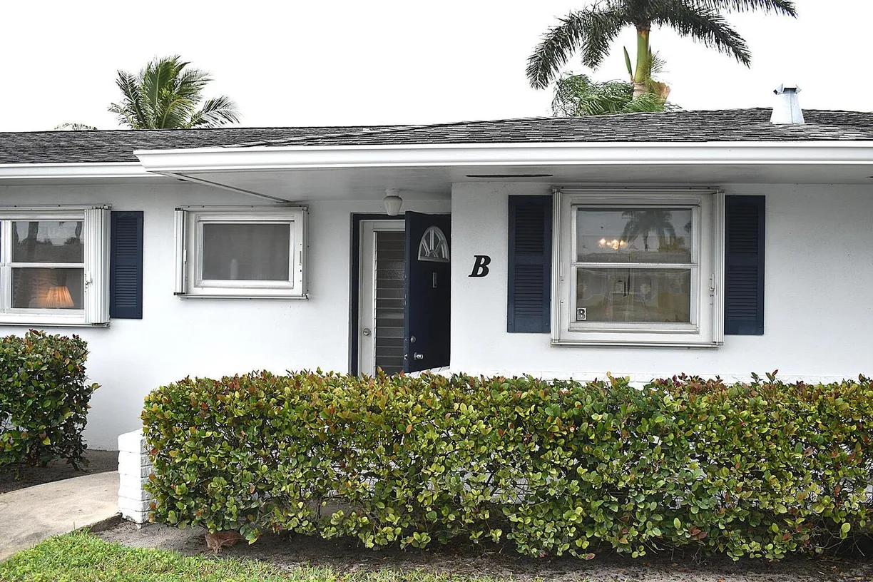 South Florida Real Estate | View 2716 Emory Drive, B | Listing