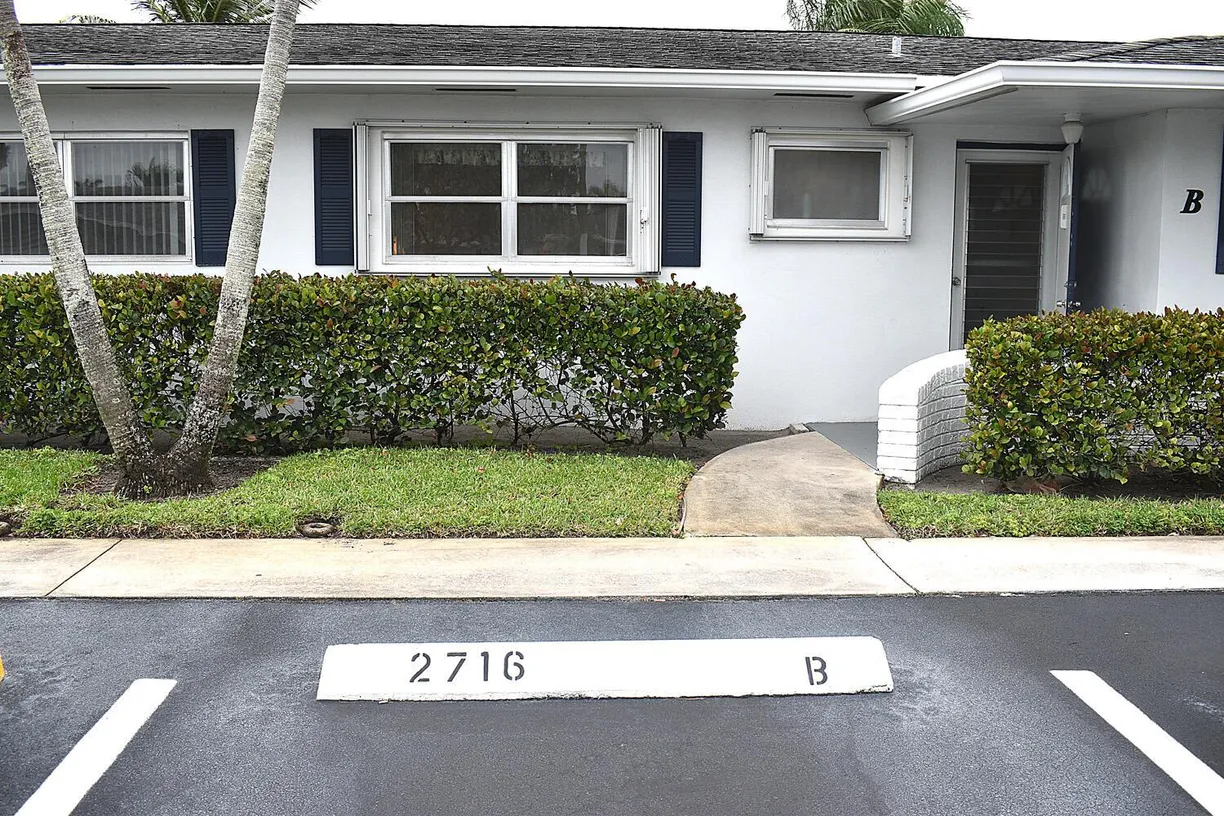 South Florida Real Estate | View 2716 Emory Drive, B | Listing