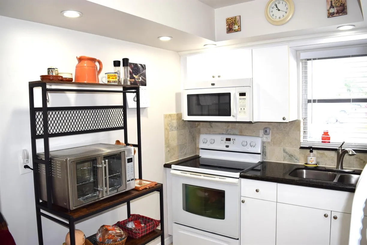 South Florida Real Estate | View 2824 Crosley Drive, C | 2 Beds, 2 Baths