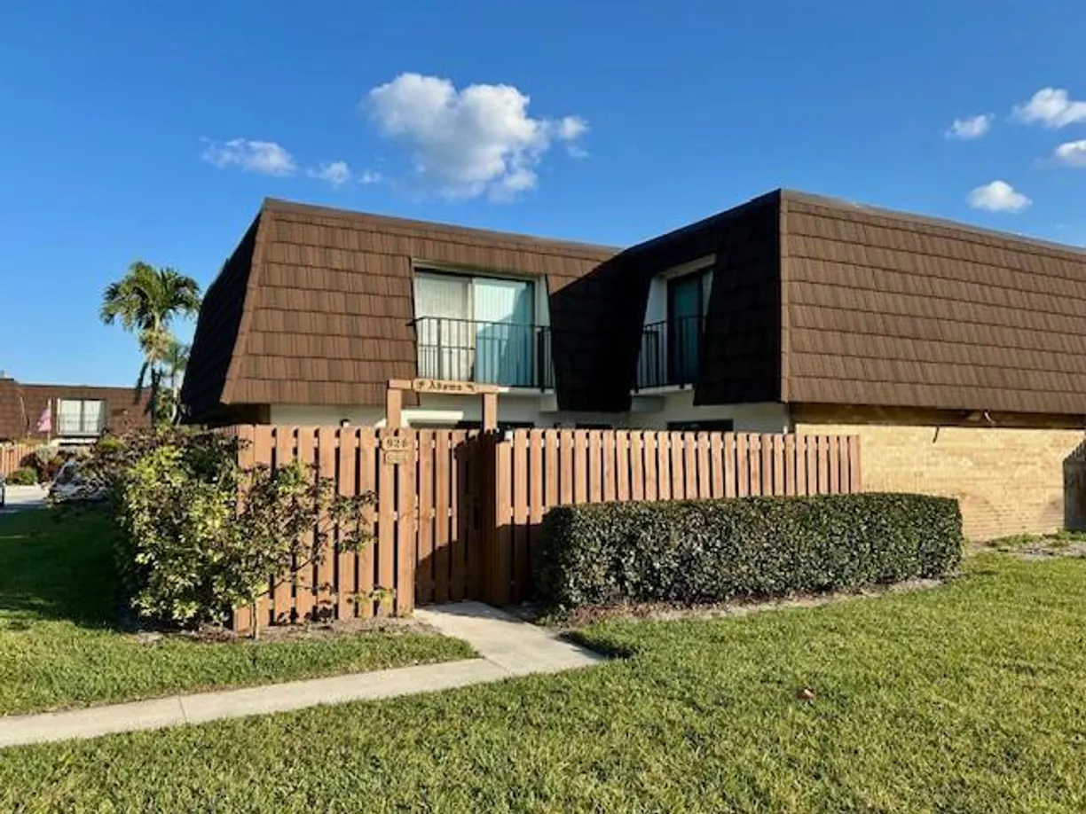 South Florida Real Estate | View 6166 SE Riverboat Drive, 926 | 2 Beds, 2 Baths