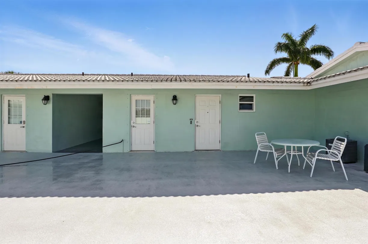 South Florida Real Estate | View 322 N Federal Highway, 240 | Listing