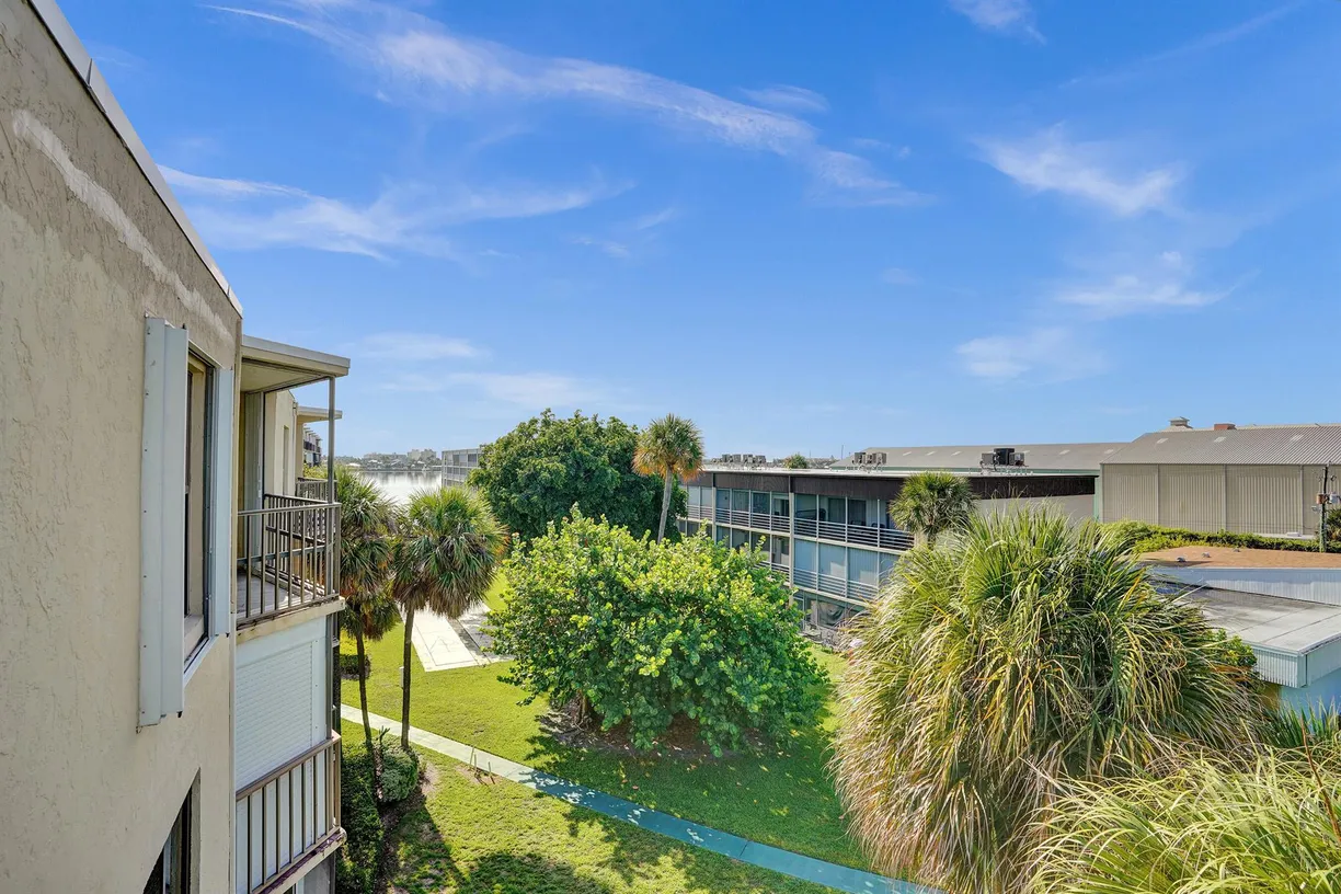 South Florida Real Estate | View 890 N Federal Highway, 410 | Listing