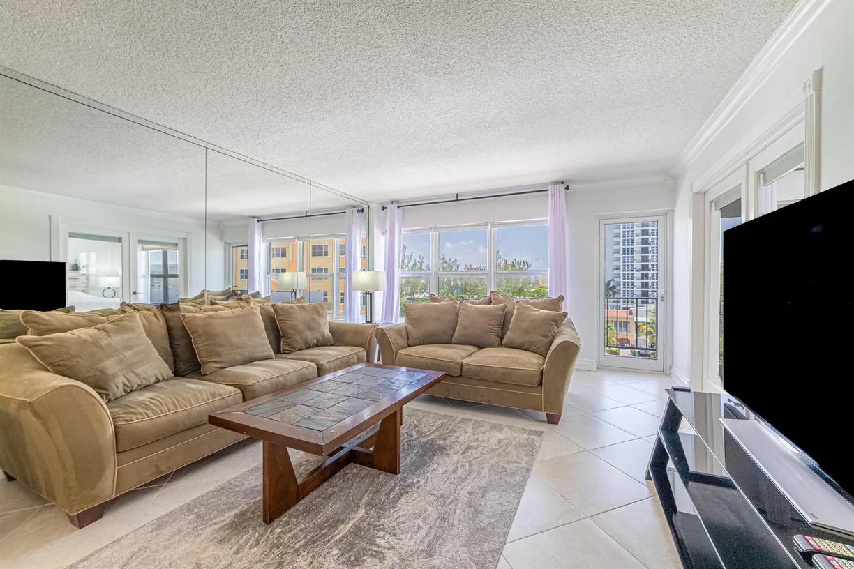 South Florida Real Estate | View 405 N Ocean Boulevard, 507 | Listing