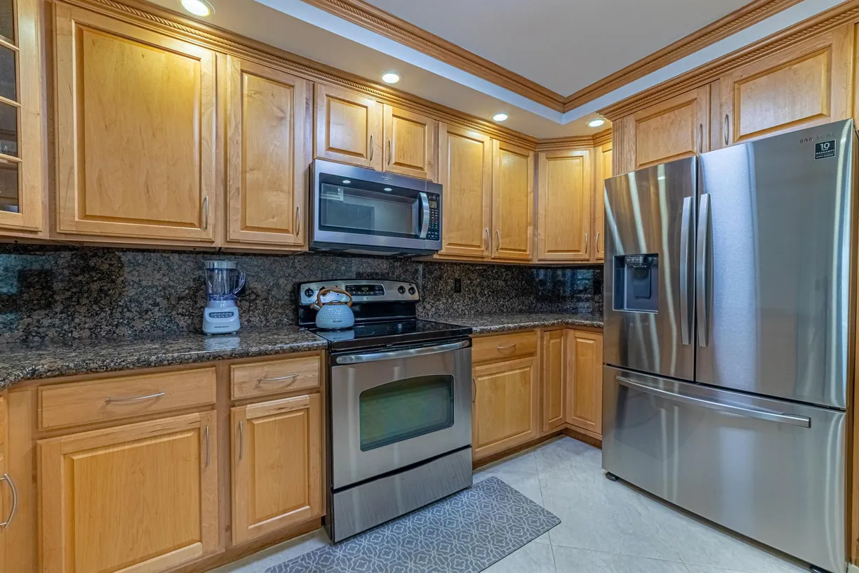 South Florida Real Estate | View 405 N Ocean Boulevard, 507 | Listing