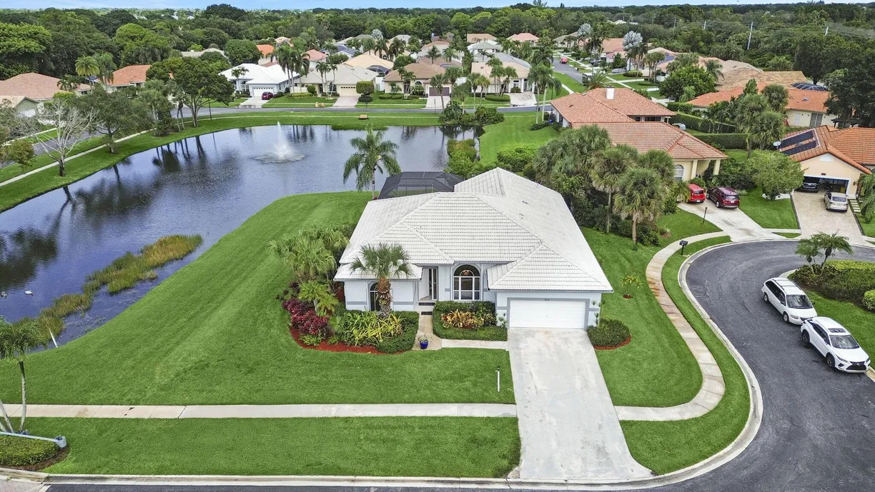 9070 Cypress Hollow Drive, Palm Beach Gardens, FL 33418 Property for rent
