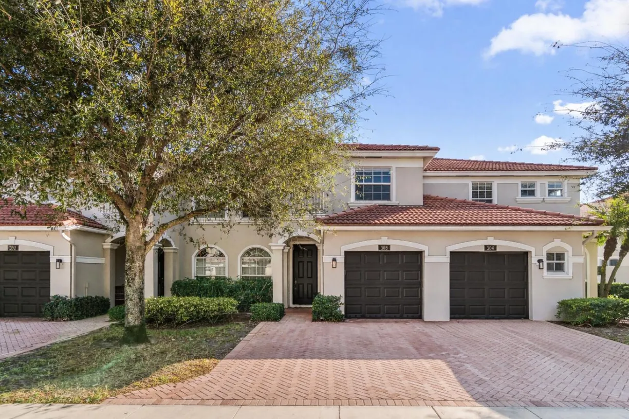 16088 Poppyseed Circle #303, Delray Beach, FL 33484 Property for sale