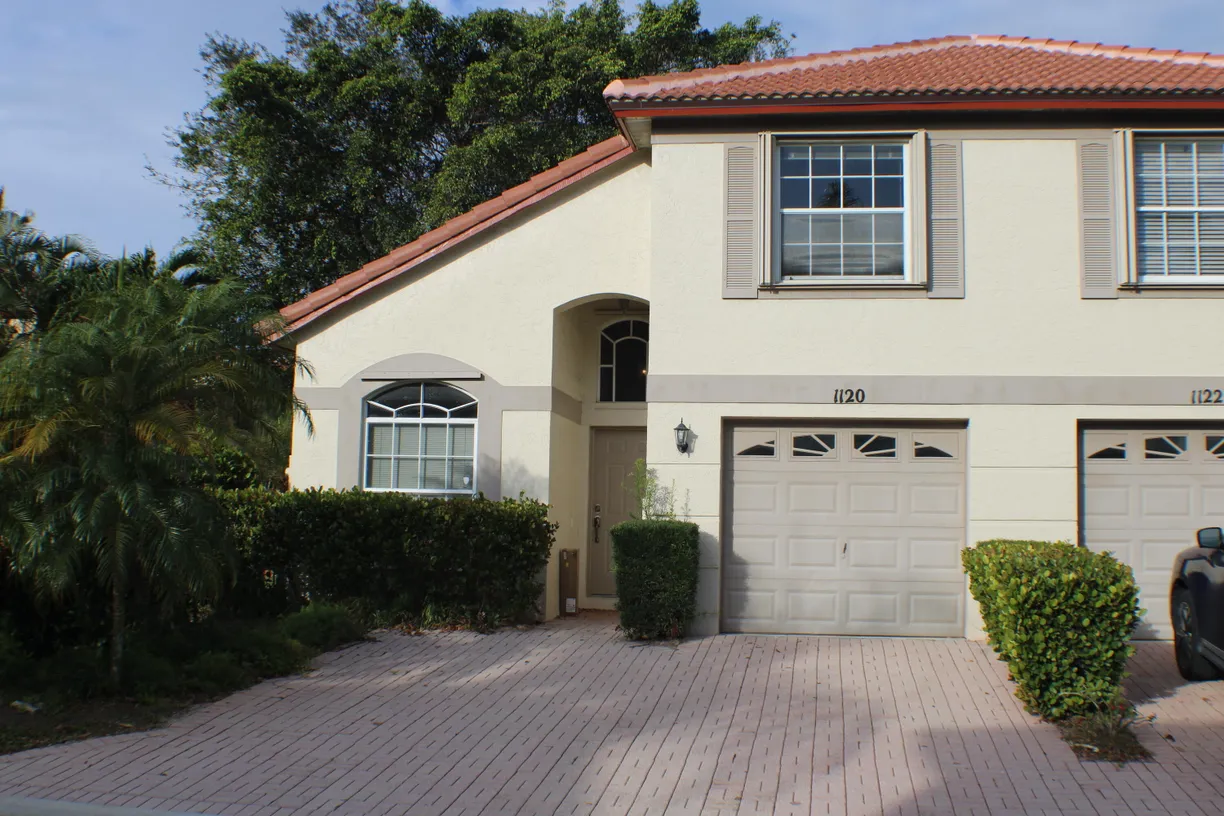 1120 Via Jardin, Palm Beach Gardens, FL 33418 Property for sale