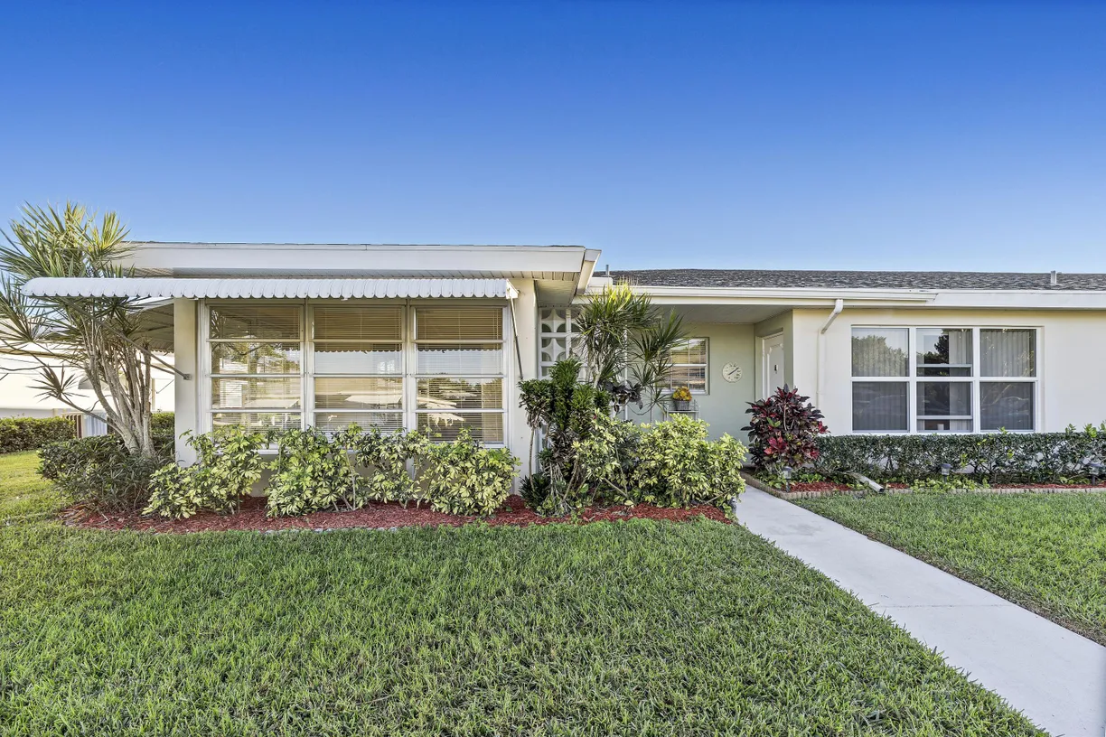 South Florida Real Estate | View 907 Savannas Point Drive, A | 2 Beds, 2 Baths