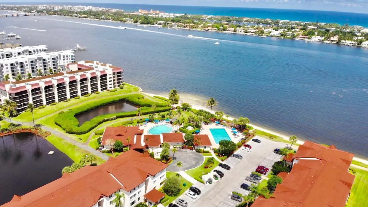 South Florida Real Estate | View 110 Half Moon Circle, D1 | 2 Beds, 2 Baths