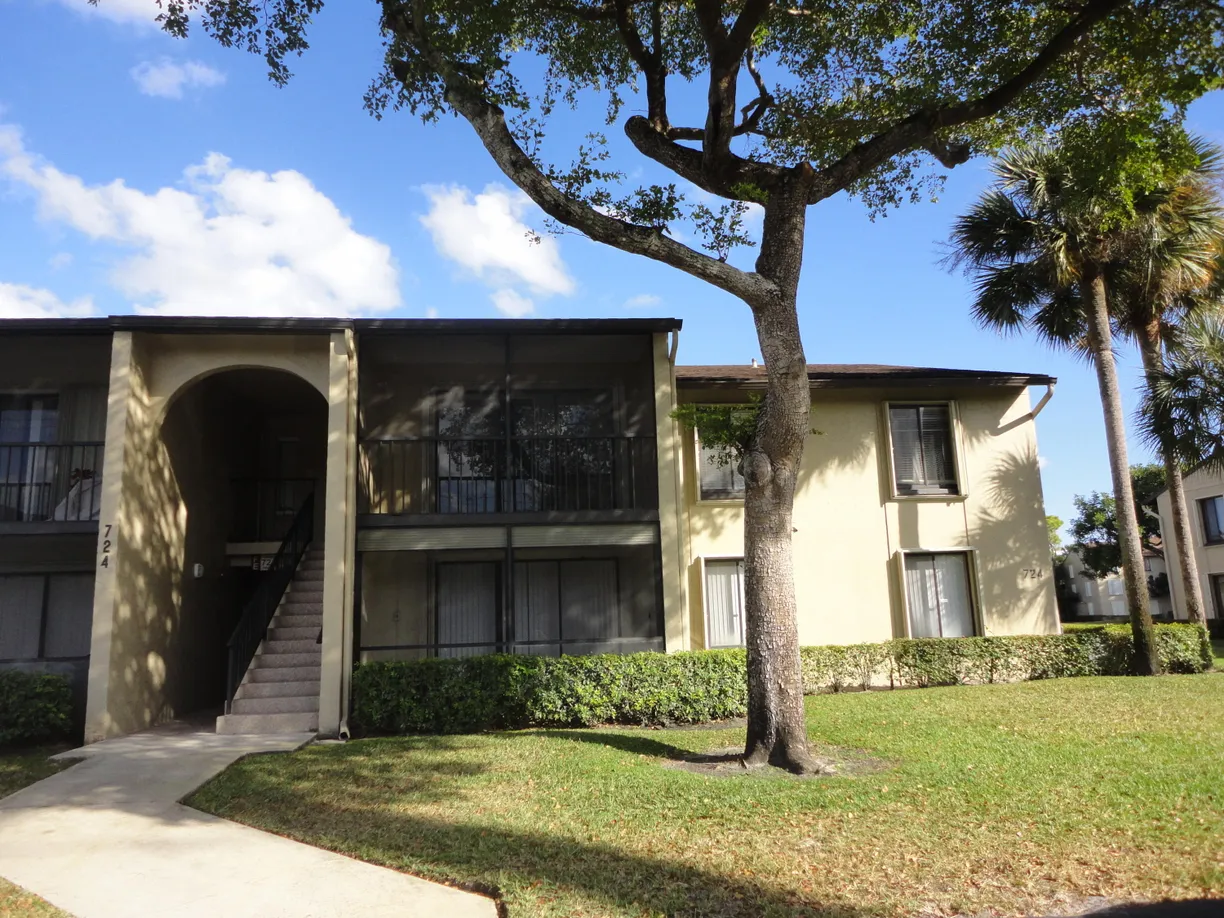 South Florida Real Estate | View 724 Sunny Pine Way, H2 | 2 Beds, 2 Baths