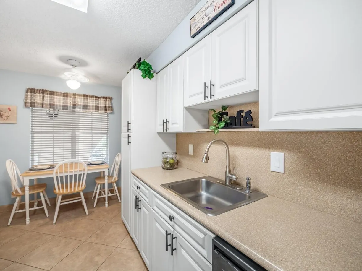 South Florida Real Estate | View 13690 Via Flora, F | 2 Beds, 2 Baths