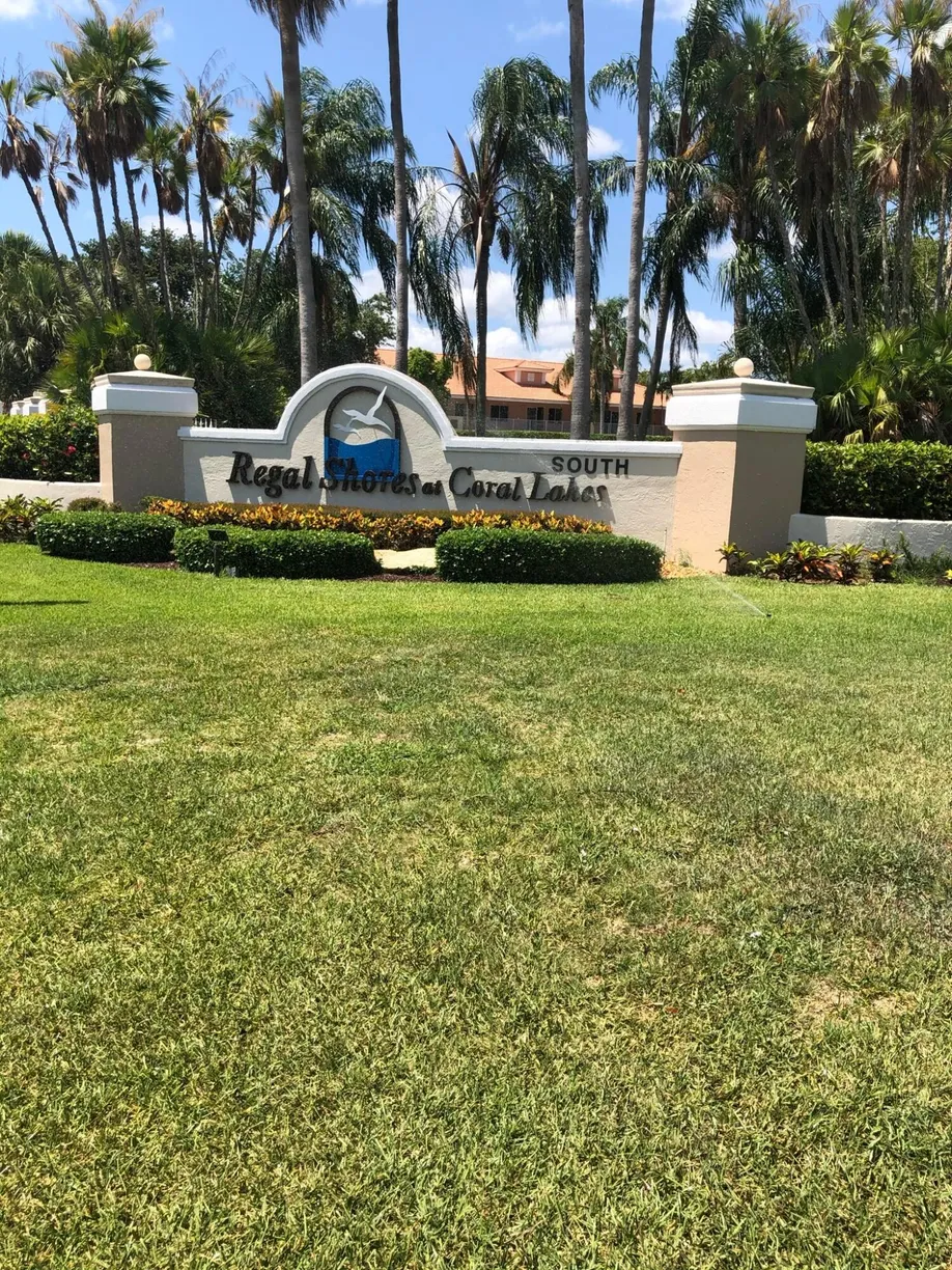 South Florida Real Estate | View 5914 Regal Glen Drive, 201 | 3 Beds, 2 Baths