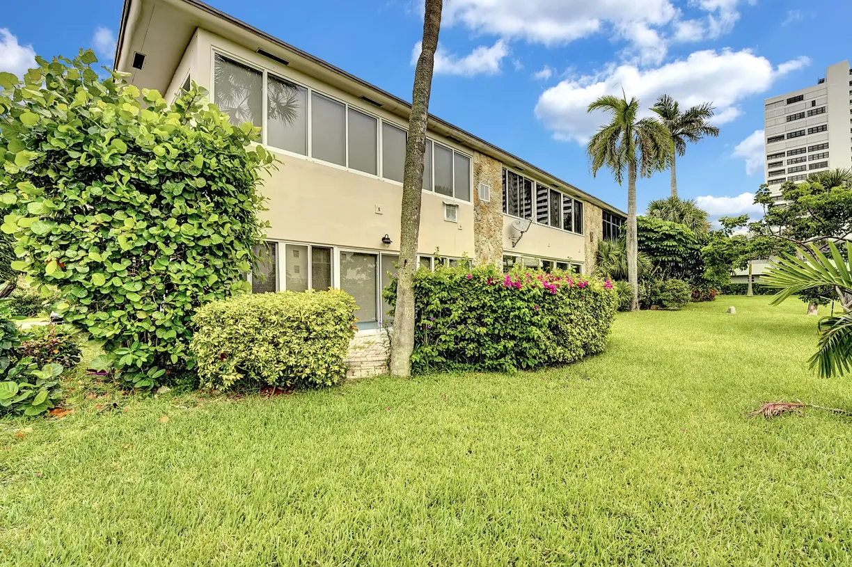 South Florida Real Estate | View 2601 S Ocean Boulevard, 5 | 2 Beds, 2 Baths