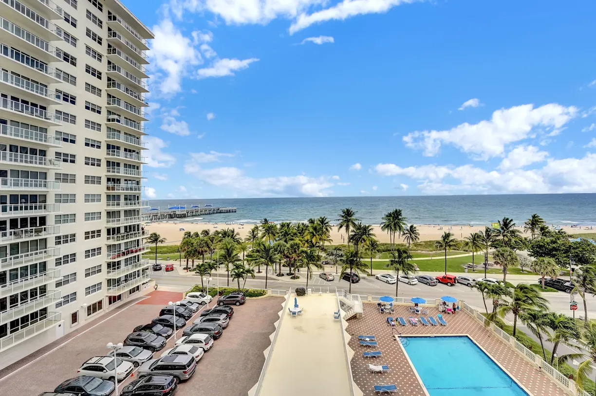 South Florida Real Estate | View 111 N Pompano Beach Boulevard, 813 | 2 Beds, 2 Baths