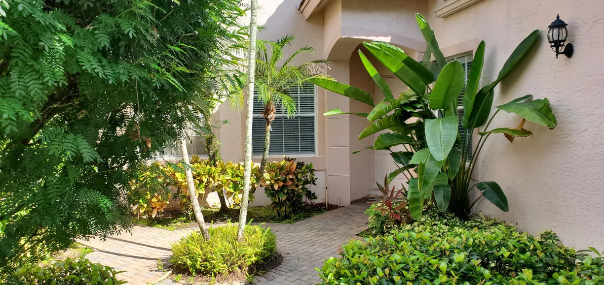 South Florida Real Estate | View 8050 Aberdeen Drive, 102 | 2 Beds, 2 Baths