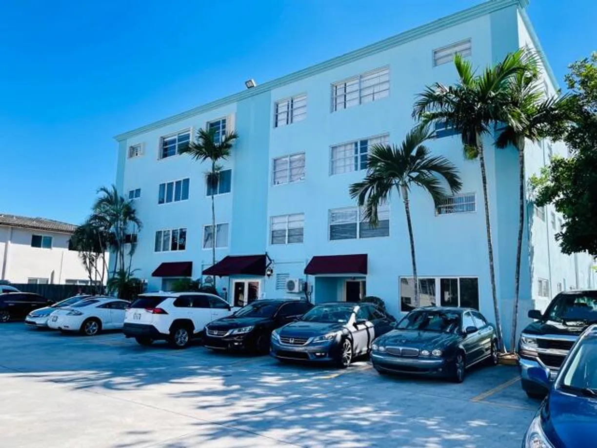 South Florida Real Estate | View 1060 Crystal Lake Dr, 104 | 2 Beds, 2 Baths