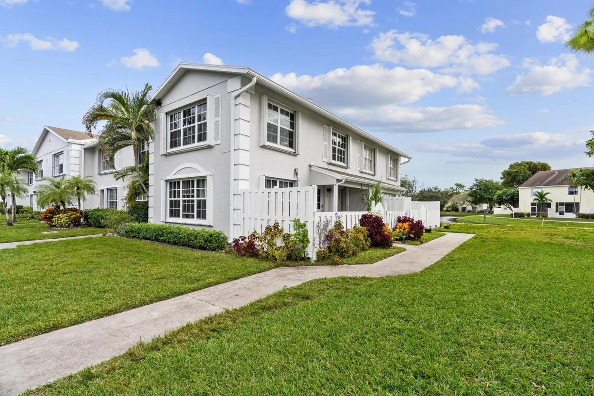South Florida Real Estate | View 234 Foxtail Drive, H | 2 Beds, 1 Bath
