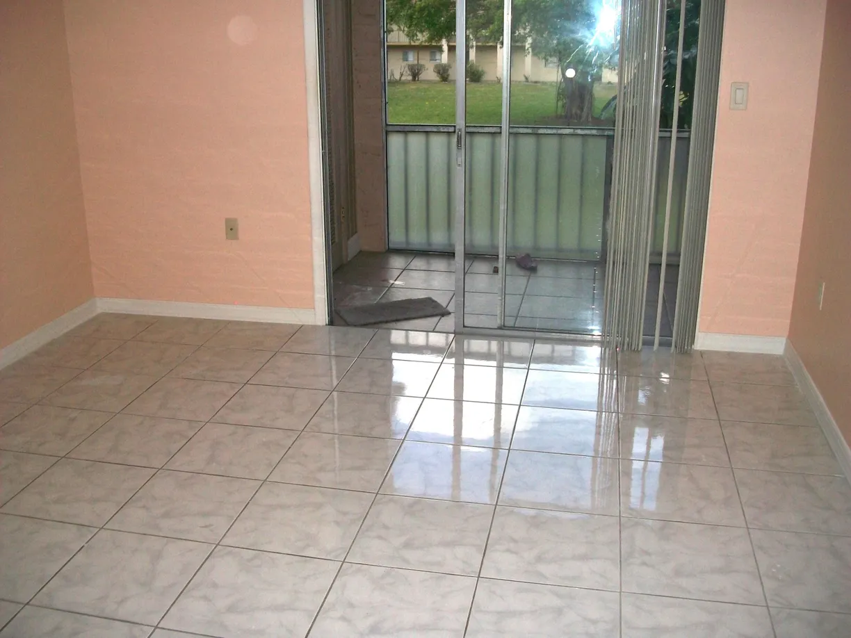 South Florida Real Estate | View 6094 Forest Hill Boulevard, 203 | 2 Beds, 1 Bath