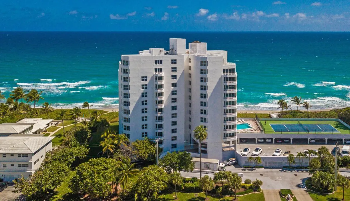 South Florida Real Estate | View 3407 S Ocean Boulevard, 7-D | 2 Beds, 3 Baths