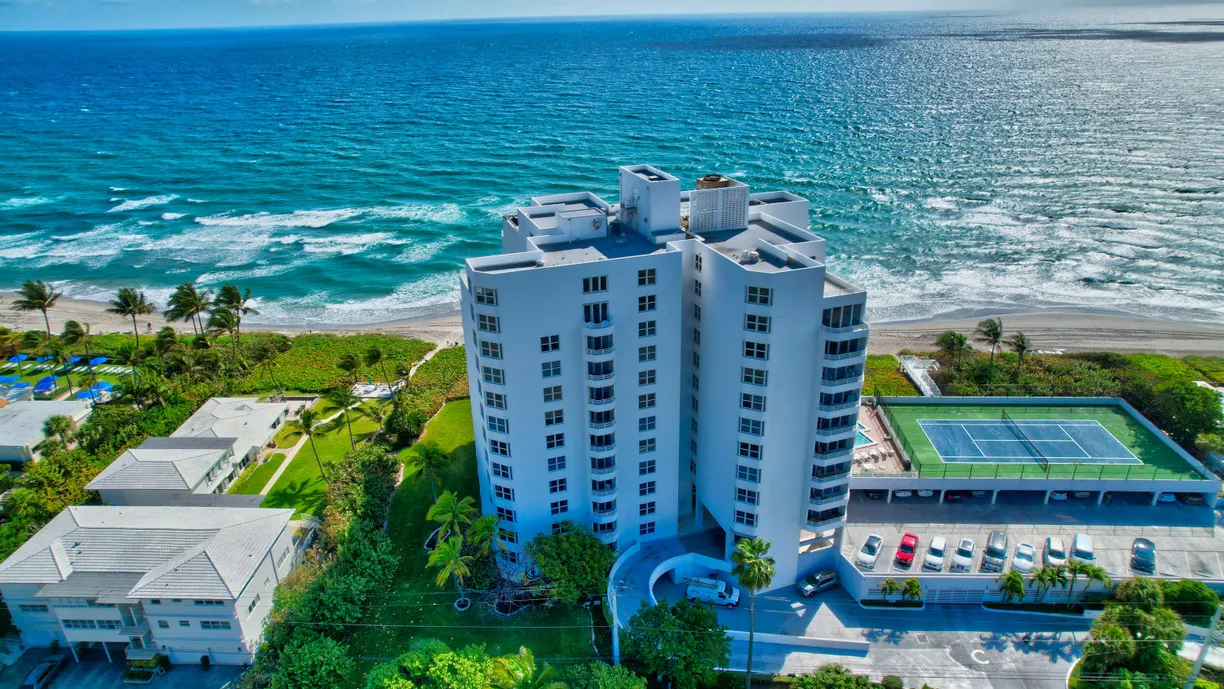 South Florida Real Estate | View 3407 S Ocean Boulevard, Ph-A | 4 Beds, 4 Baths