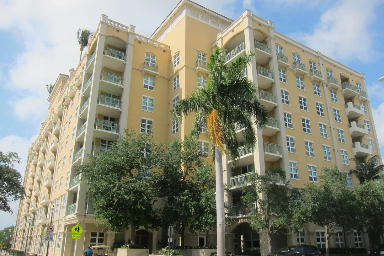 South Florida Real Estate | View 403 S Sapodilla, 707 | 2 Beds, 2 Baths