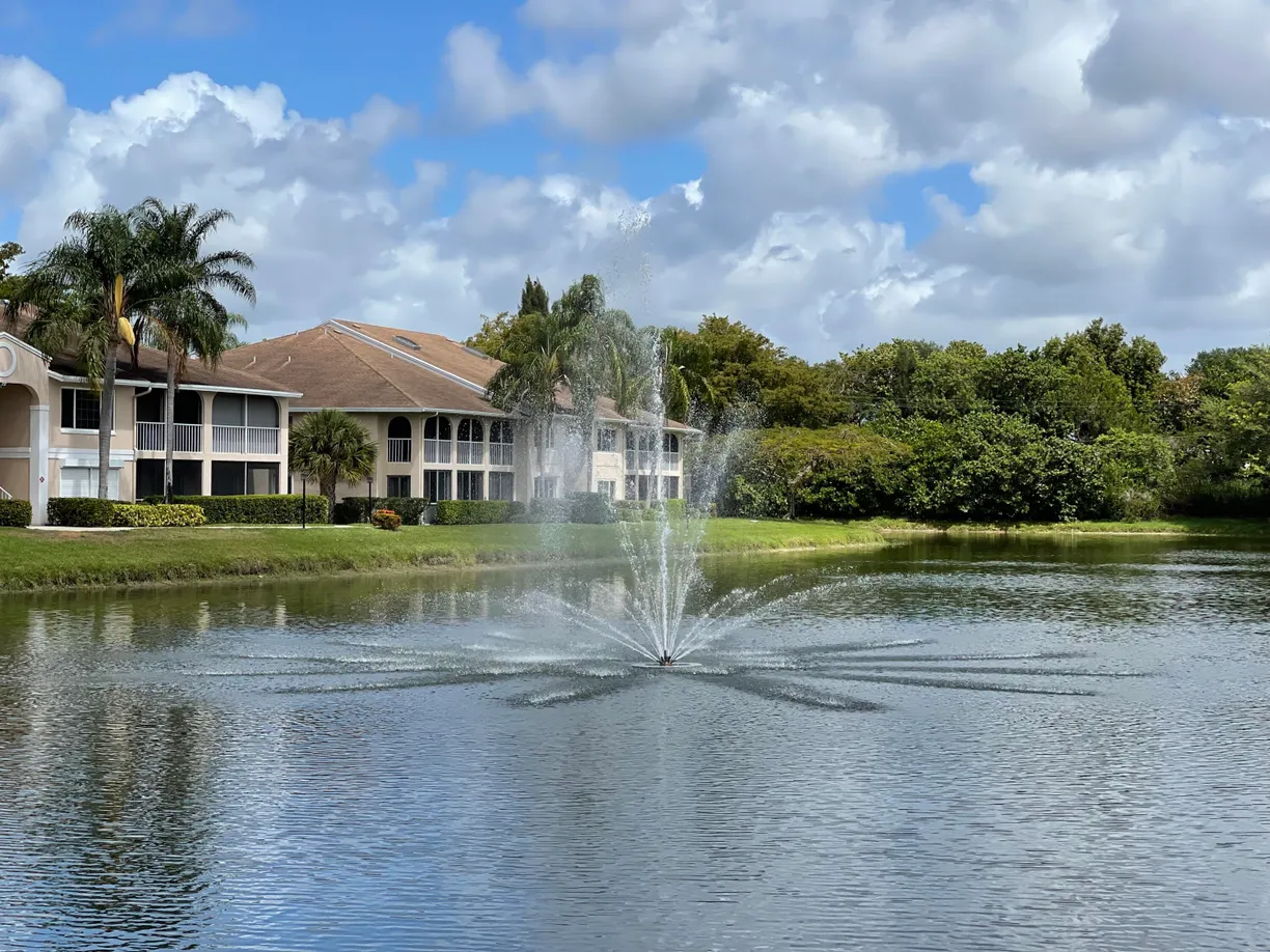 South Florida Real Estate | View 13811 Oneida Drive, H2 | 2 Beds, 2 Baths