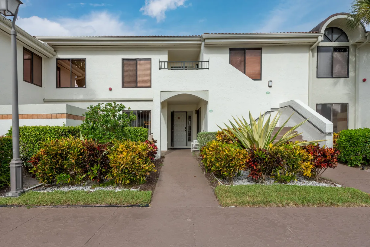 South Florida Real Estate | View 15961 Loch Katrine Trail, 7102 | 2 Beds, 2 Baths