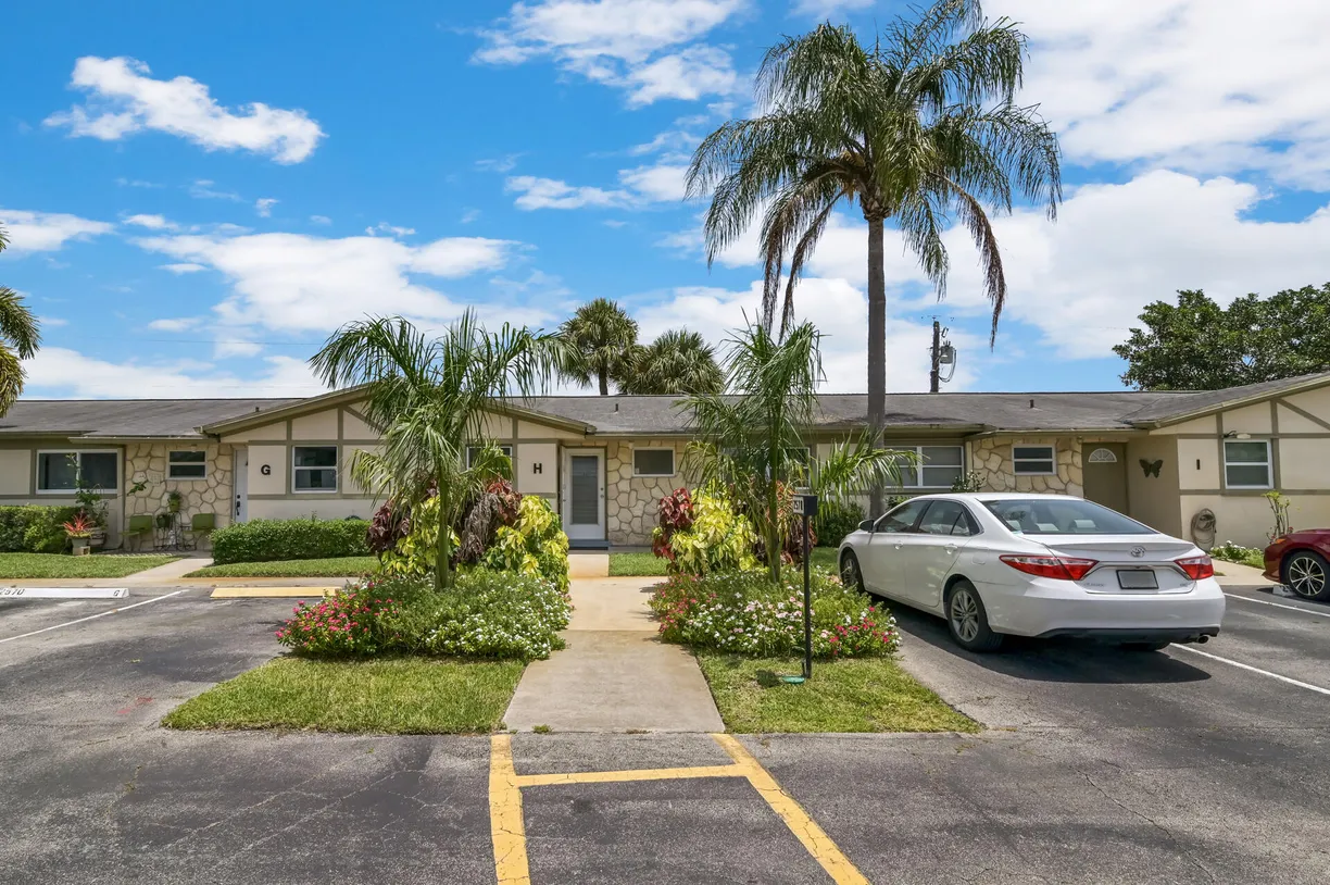 South Florida Real Estate | View 2570 Barkley Drive, H | 2 Beds, 1 Bath