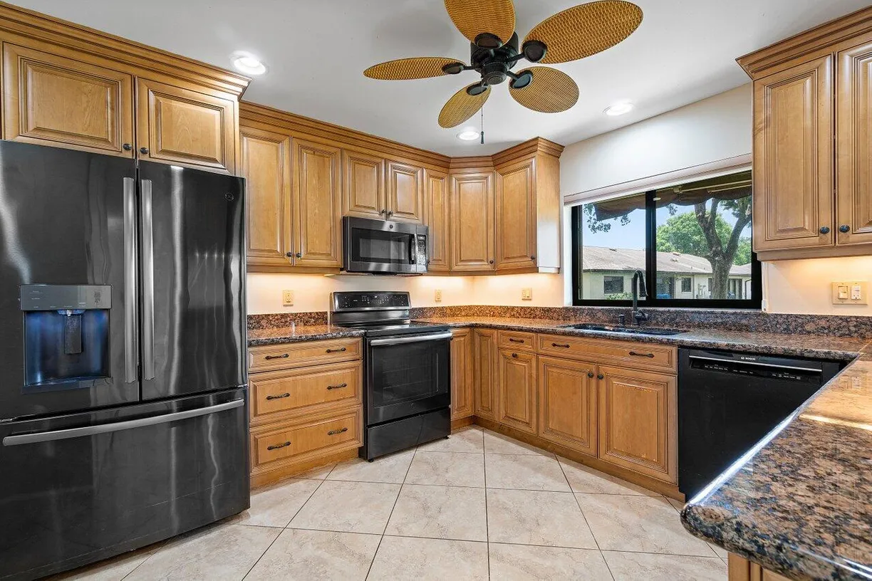 South Florida Real Estate | View 4731 Storkwood Lane, B | 2 Beds, 2 Baths