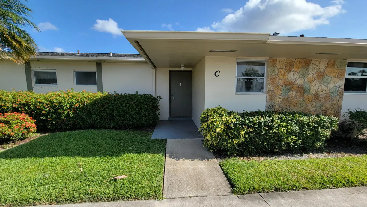 South Florida Real Estate | View 2779 Emory Drive, C | 1 Bed, 1 Bath