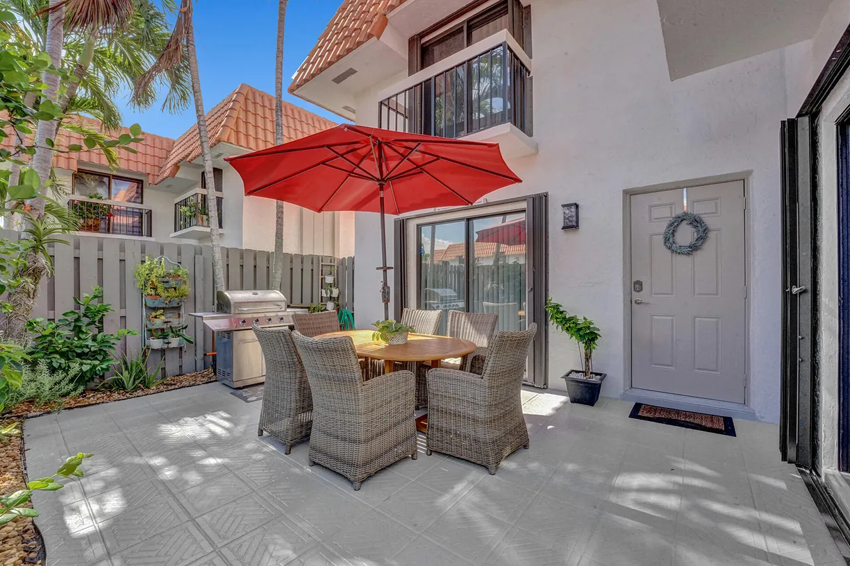 South Florida Real Estate | View 1251 S Federal Highway, 118 | 2 Beds, 2 Baths