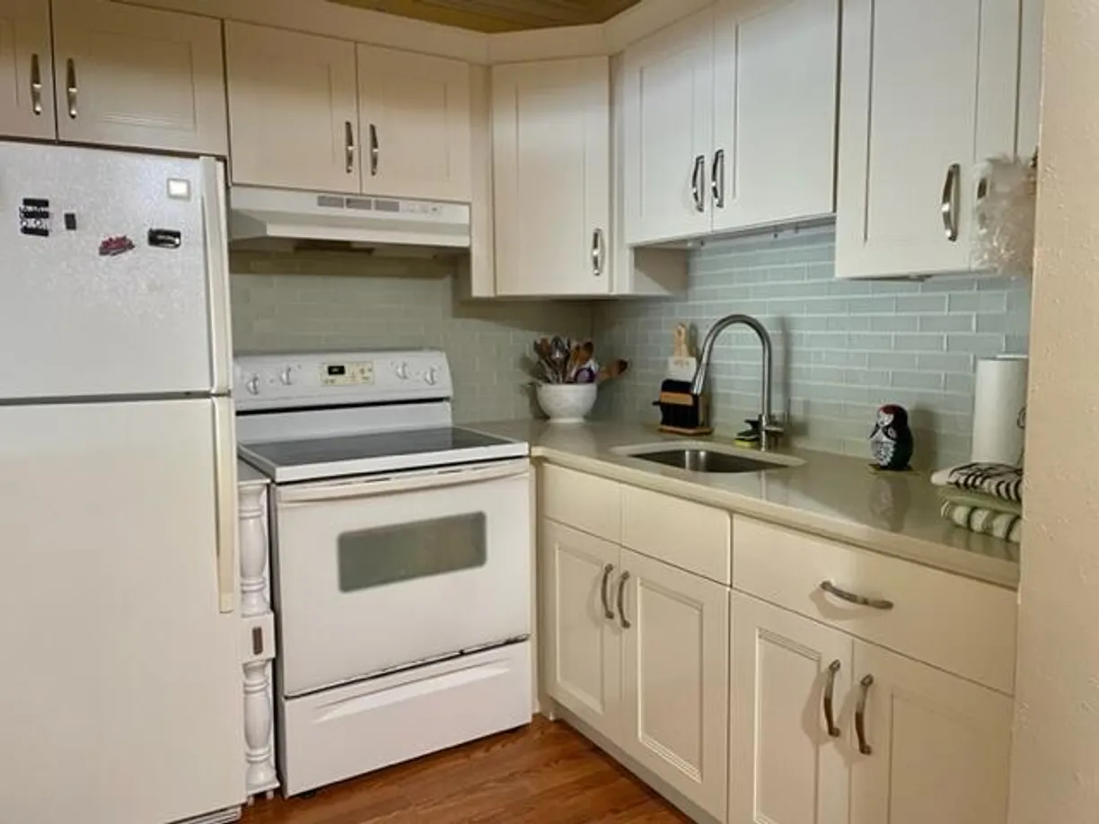 South Florida Real Estate | View 3360 Lake Osborne Drive, 208 | 1 Bed, 1 Bath