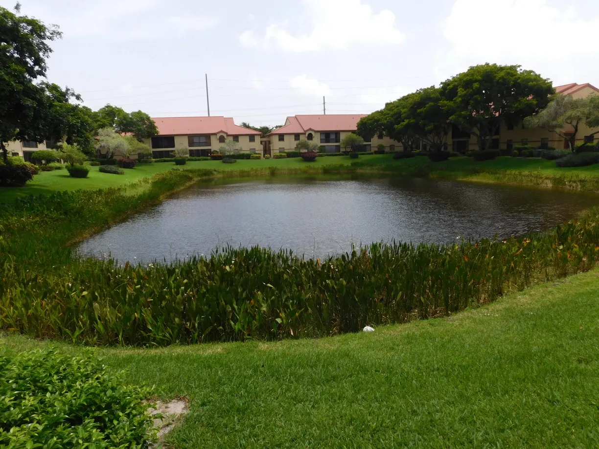 South Florida Real Estate | View 5147 Europa Drive, R | 3 Beds, 2 Baths