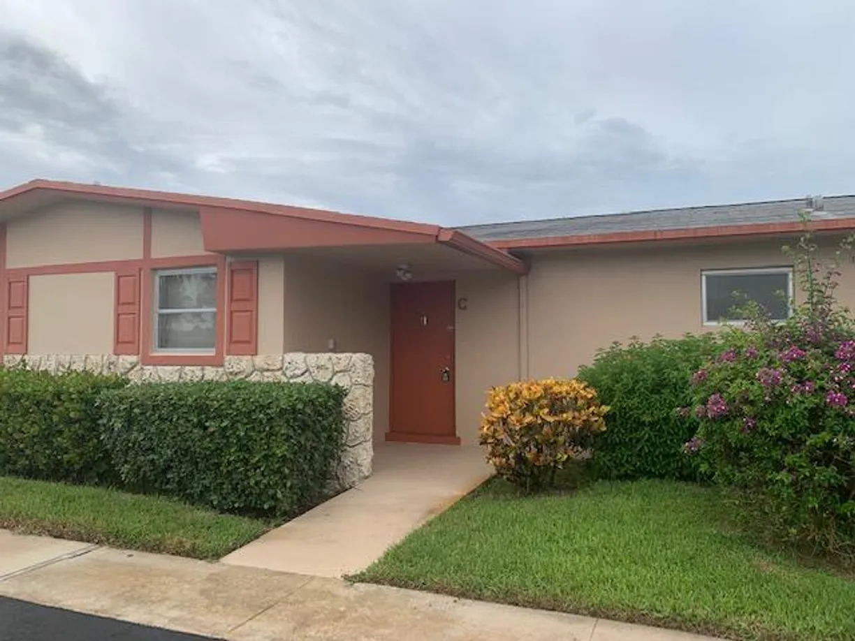 South Florida Real Estate | View 2985 Crosley Drive, C | 1 Bed, 1 Bath