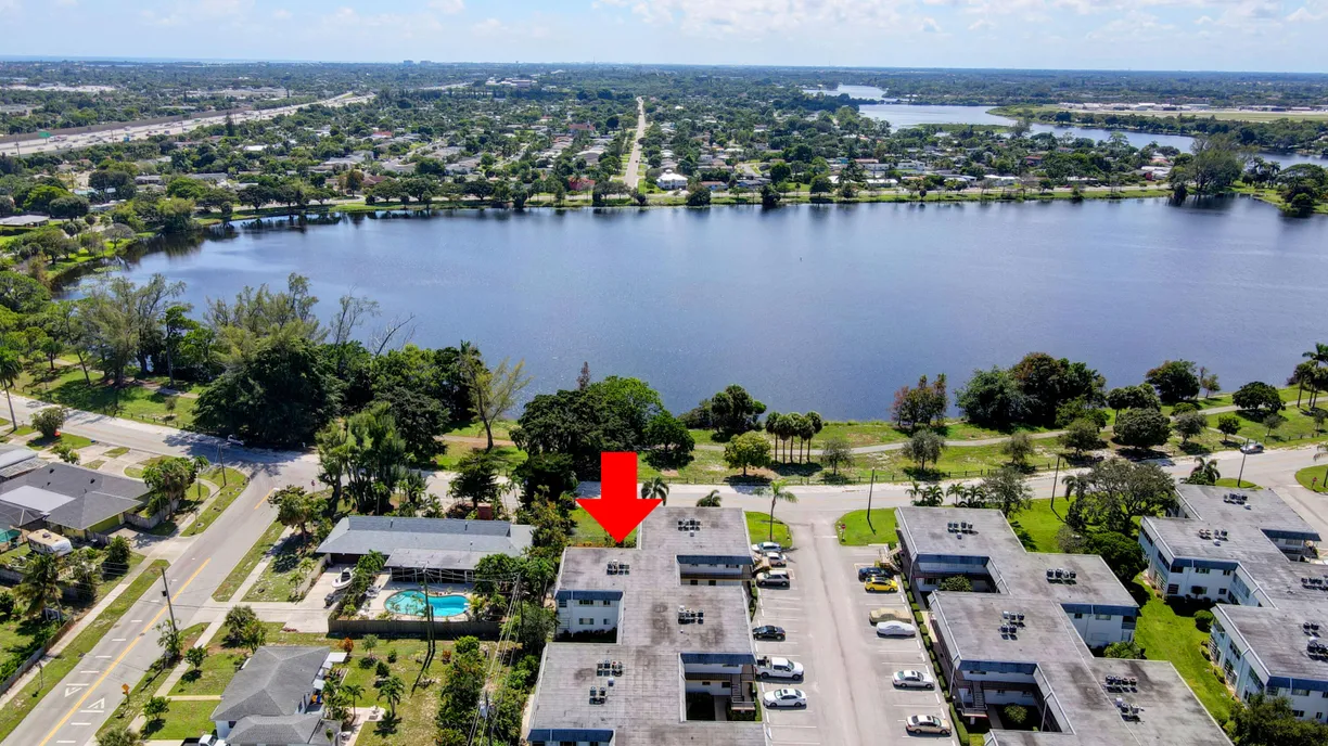South Florida Real Estate | View 3360 Lake Osborne Drive, 103 | 1 Bed, 1 Bath