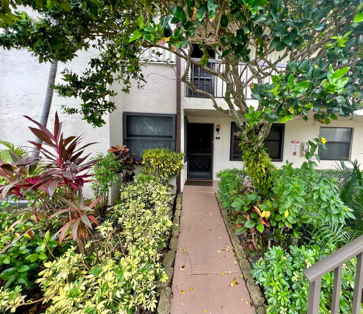 South Florida Real Estate | View 7634 Tahiti Lane, 105 | 2 Beds, 2 Baths