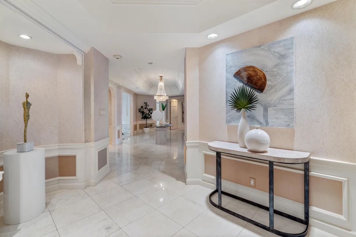 South Florida Real Estate | View 2770 S Ocean Boulevard, 203n | Listing