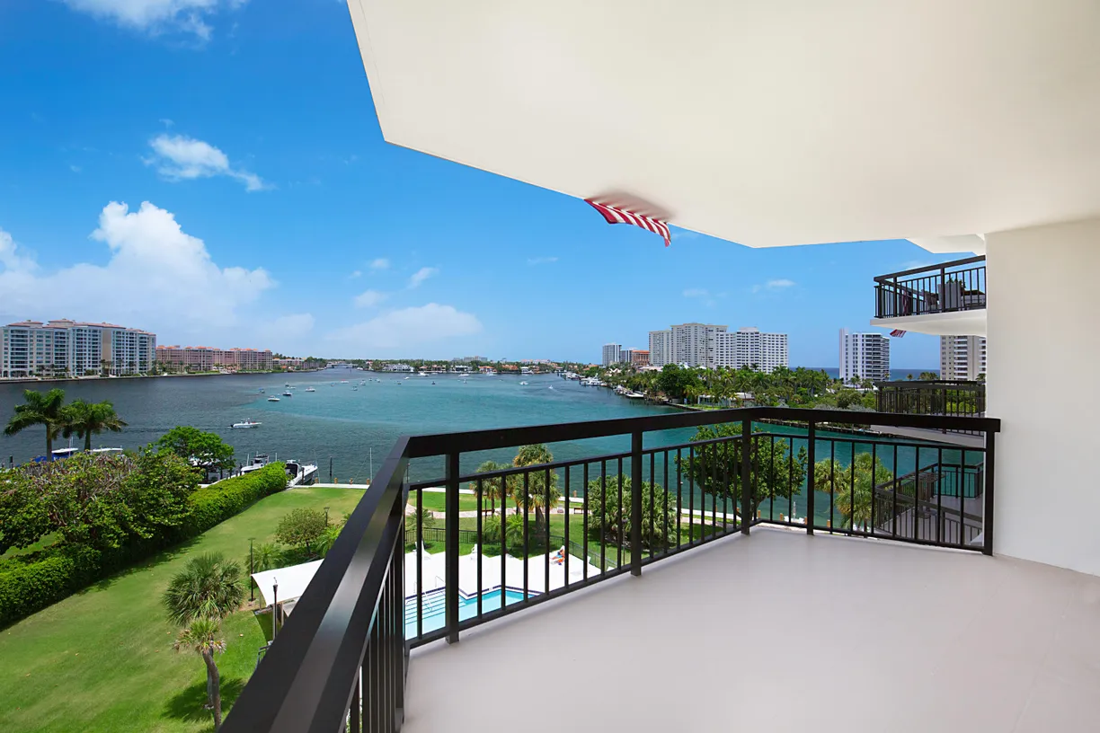 South Florida Real Estate | View 901 E Camino Real, 6a | Listing