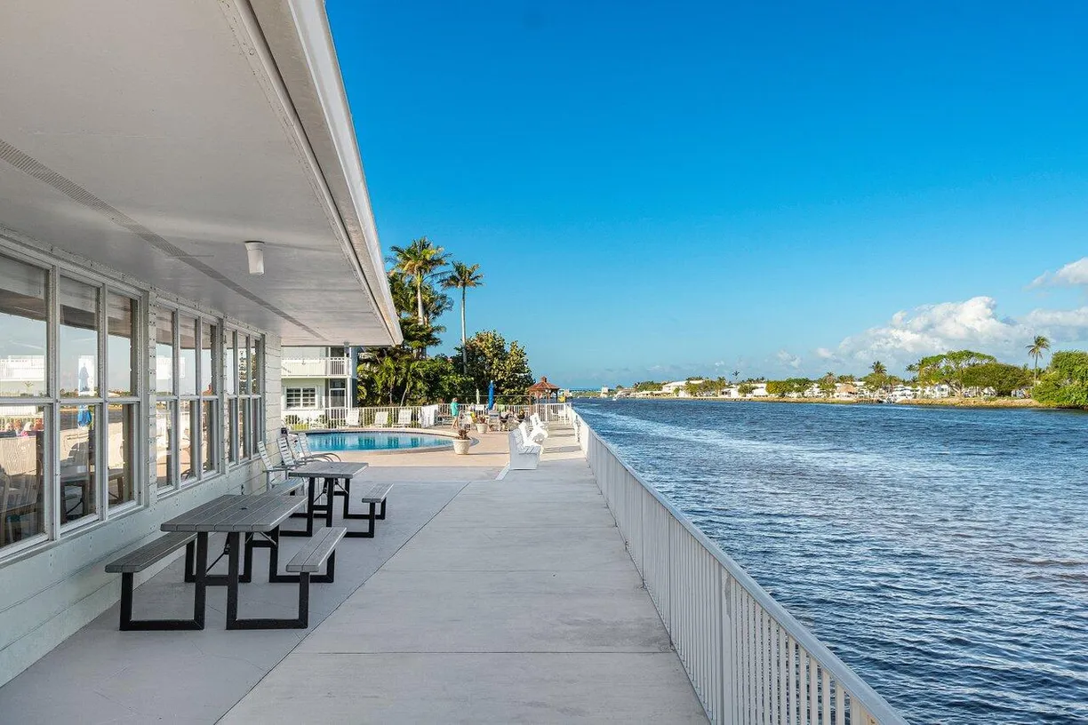 South Florida Real Estate | View 2420 S Federal Highway, 14 | 1 Bed, 1 Bath