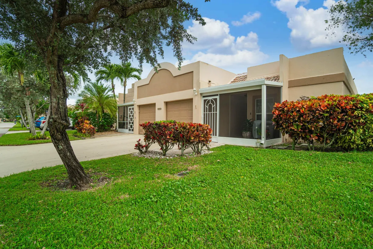 South Florida Real Estate | View 18820 Stewart Circle, 1 | 2 Beds, 2 Baths