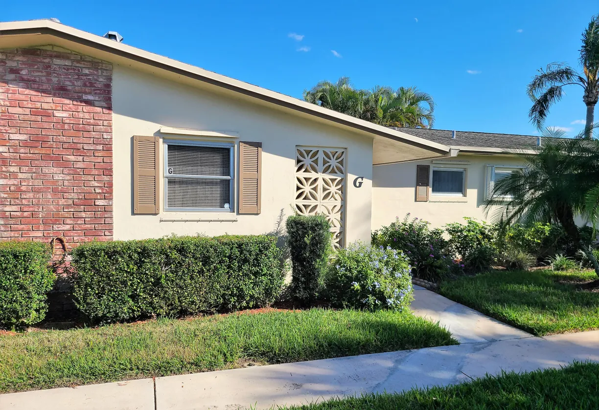 South Florida Real Estate | View 2580 Emory Drive, G | 1 Bed, 1 Bath