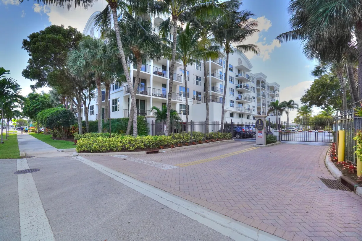 South Florida Real Estate | View 191 SE 20 Avenue, 614 | 2 Beds, 2 Baths
