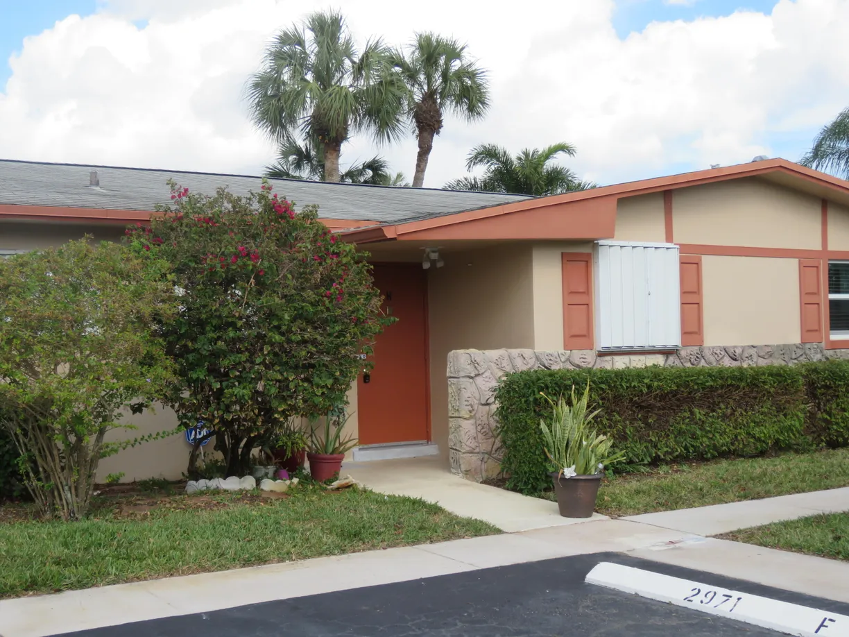 South Florida Real Estate | View 2971 W Crosley Drive, H | 1 Bed, 1 Bath